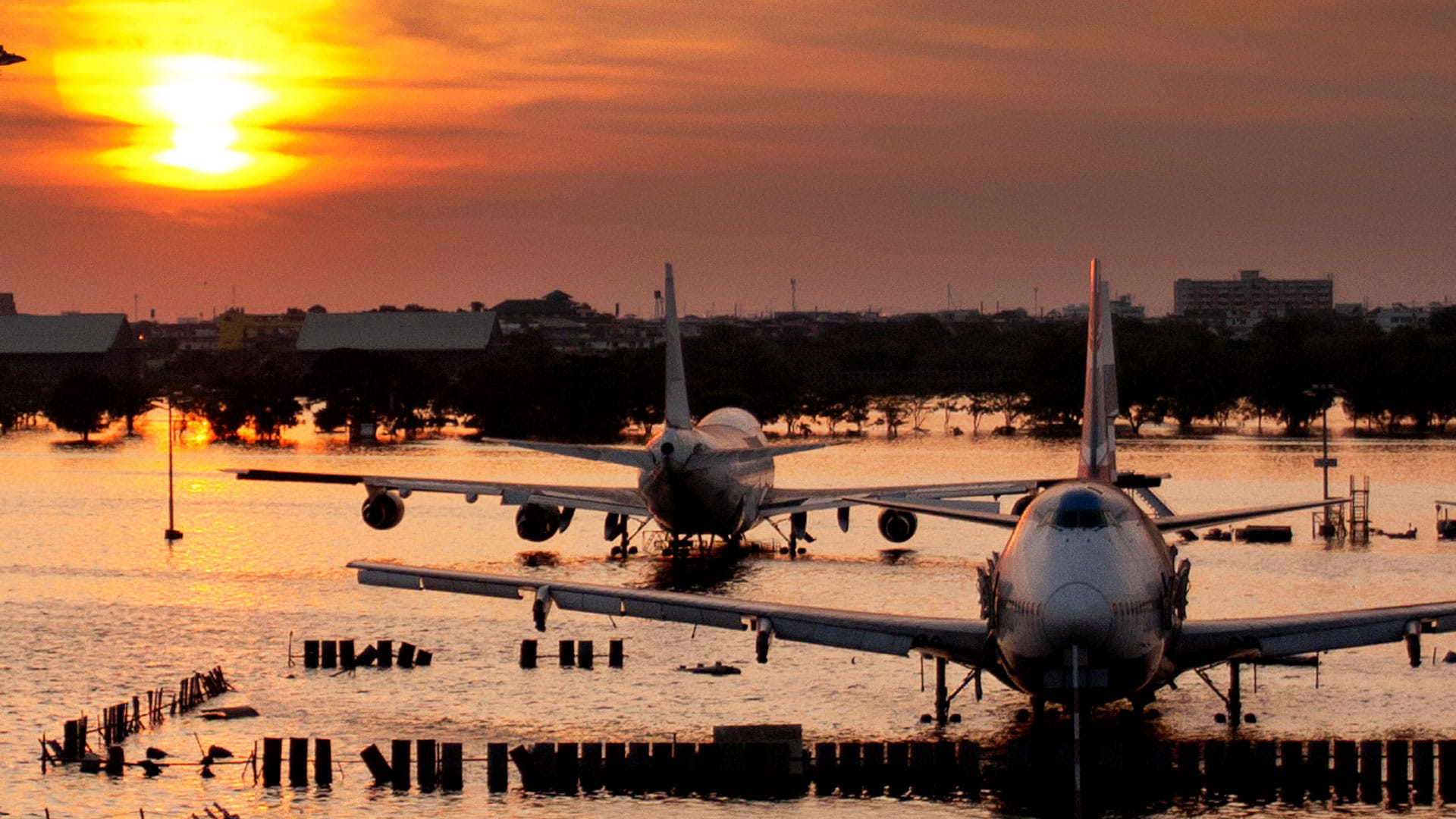 Airport climate resilience